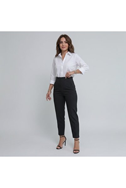 KAROL Carrot Cut Pantalon with Flatola on the Front