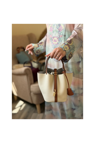 Generic Brand Reem Store Togo Bucket Bag for Women - Medium Pebbled Leather-L...
