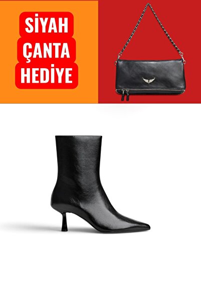 Cochines Kısa Sivri Topuklu Bot - Kanat Detaylı Çanta Hediyeli Bot