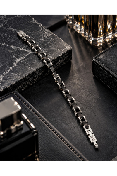 higo Arezzo Men's Stainless Steel Black Silver Detailed Bracelet