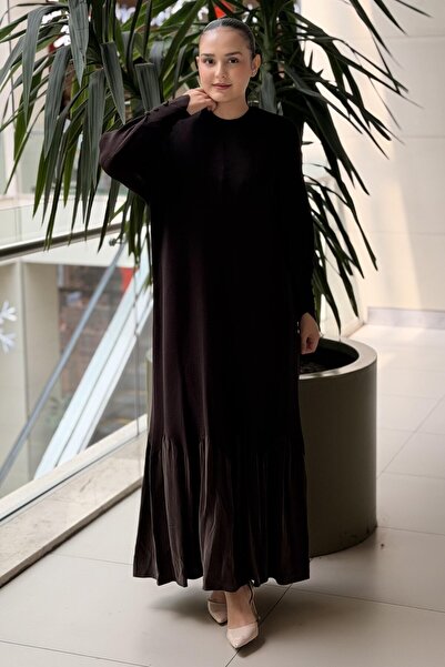MISS DALIDA Missdalida Knitted Technique Solid Color Long Knitwear Dress