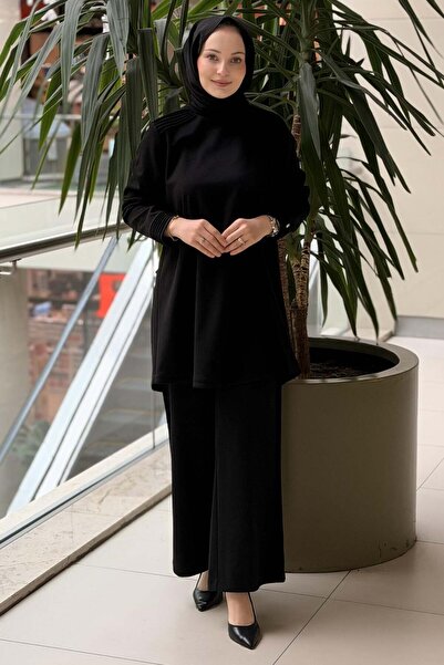 MISS DALIDA Missdalida Zippered Two-Strap Wide Leg Pants
