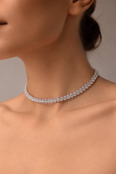 TAKIŞTIR Gümüş Renk Taşlı Choker Kolye
