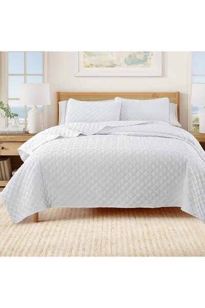 Great Bay Home طقم لحاف سرير كوستال كامل/كوين، لحاف صيفي كوستال مع أغطية وسائ...