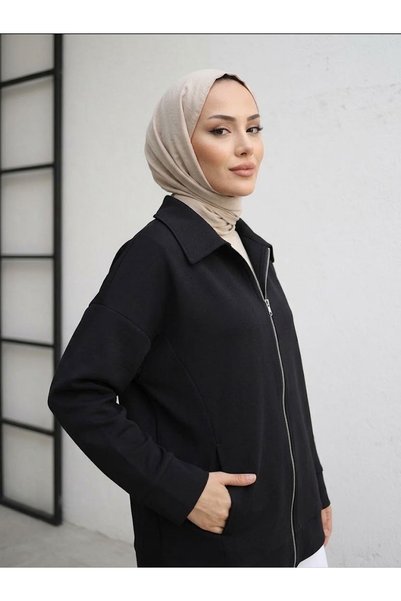 Lunsera Store جاكيت بتفاصيل جيب وسحاب - أسود