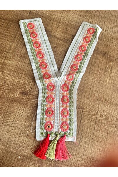 Gönülden Tasarım 31x19 Cm Aplicație etnică pentru guler, cu broderie și ciucuri