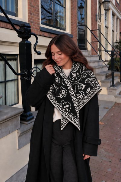 Mollycrush Black and White Patterned Shawl |   Triangle Shape Soft Textured W...