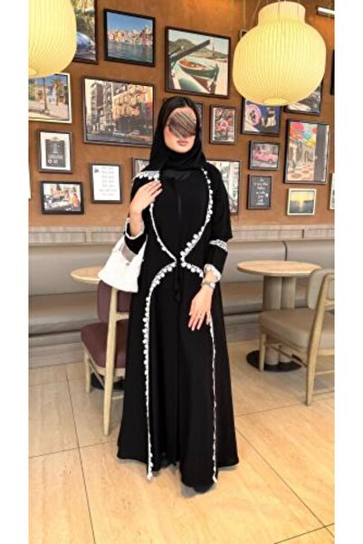 dar laha abaya عباية D70002 - مصنوعة من قماش الكريب الملكي مع تطريز فاخر وربط...