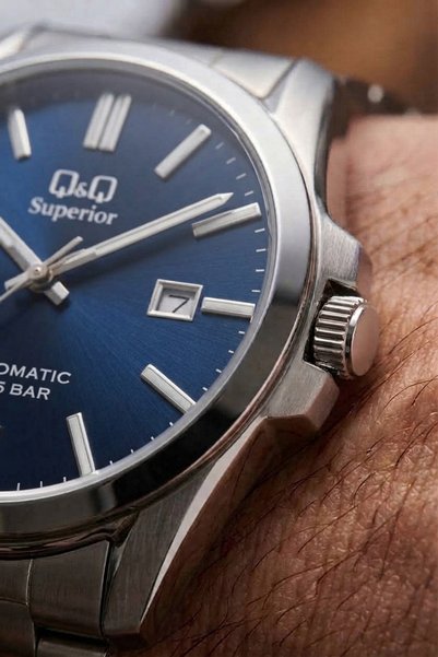 Q&Q Lacivert Gümüş 50. Yıl Özel Paslanmaz Çelik 42 mm Takvimli Miyota 8215 Otomatik Erkek Kol Saati