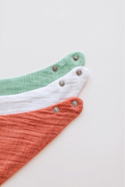 Bedeca 3-Piece 100% Organic Cotton 4-Layer Muslin Baby Bib Oeko-Tex Girl Boy Drool Bib Scarf
