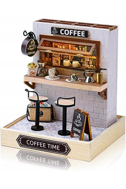 DIY CĂSUȚĂ DE PĂPUȘI MINIATURALĂ DE REALIZAT, CU CAFENEA – CADOU: CĂSUȚĂ DE P...