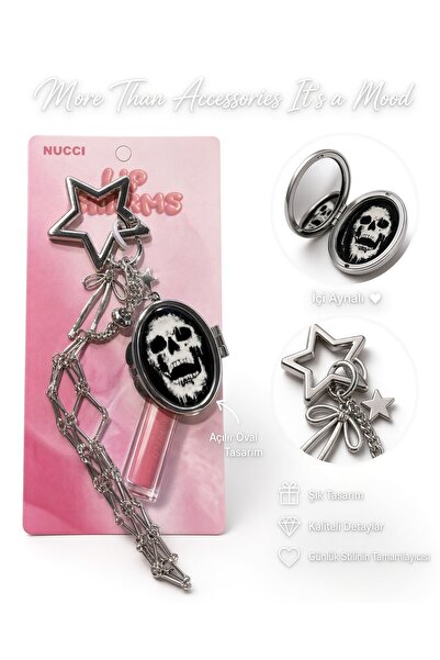 Meyra Accessories Metal Aynalı Gloss Tutuculu Kuru Kafa Detaylı Charm Anahtarlık 1 adet gelmektedir
