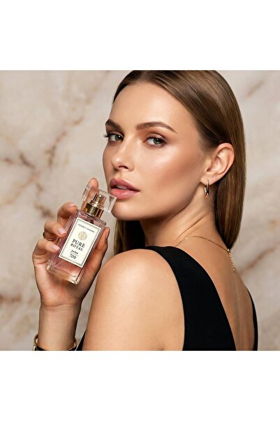 PURE ROYAL 709 Perfume for Her Women 50 ml | Bergamot, Lemon, Neroli, Marigold, Violet, Jasmine, Cyclamen, Black Amber, Musk, Vetiver, Cedarwood | 20% Es.se.nc.e