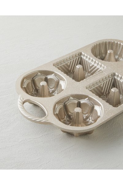 English Home Patisserie Avis Premium Cast Iron Cake Mold 36 cm Champagne