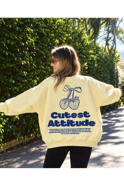 CrepTekstil Kadın Açık Sarı Cutest Attitude Çilek Baskılı Bisiklet Yaka Overs...