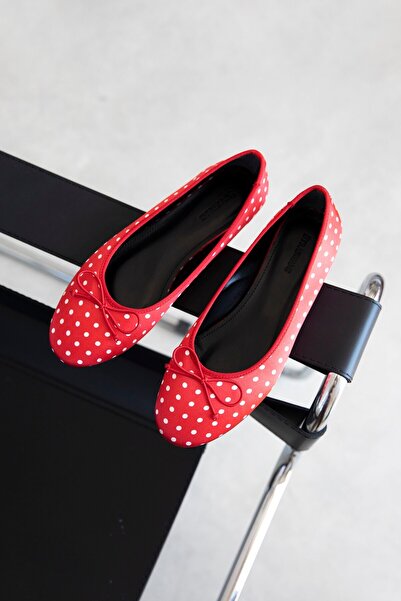 STRASWANS Lily Women's Bow Detail Satin Ballerina Red Polka Dot