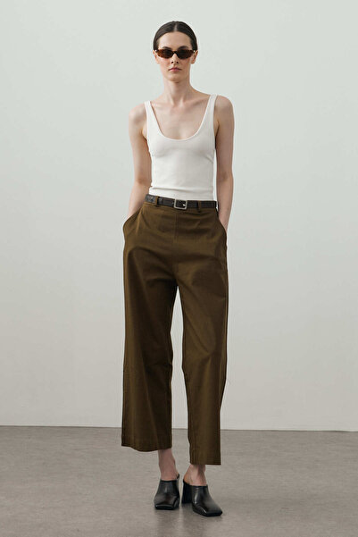 Fahhar Straight Cut Trousers Khaki