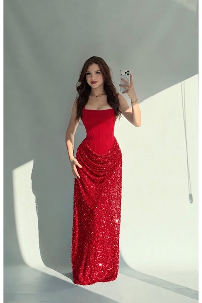 ayşenur Dinçer butik Adesse Eteği Payetli Abiye Kırmızı