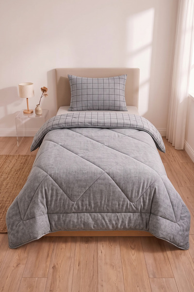 CARYUM Single-Sided Welsoft Quilt |   Warm Plush Quilt |   155 X 215 cm