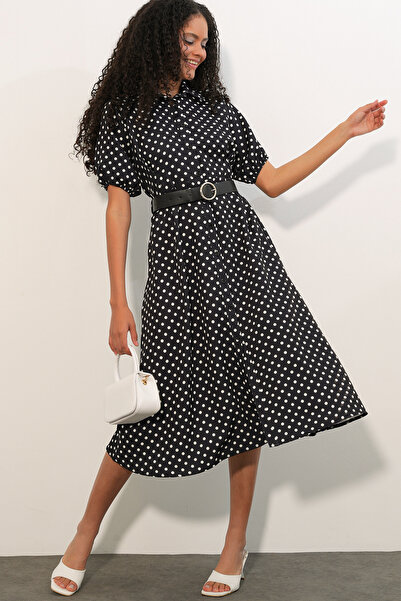Modamorfo Rochie de damă cu mânecă scurtă și curea, cu buline 2608 - Negru