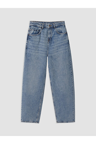 LC Waikiki Nevavm Lcw Jeans with Difference in Color Indigo Denim Straight Lo...