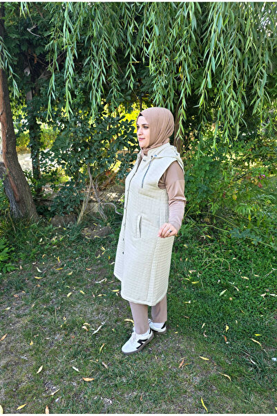 Ayyüce Tesettür Kapitone Yelek Bej