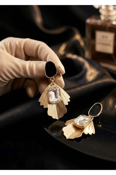 Halley Concept Elegant Earrings in the Form of Gold Leaf with Black Enamel and Stone Detail 5X3 cm