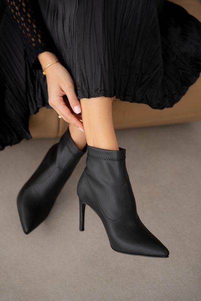 selin shoes Sirel Thin Heel Pointed Toe Short Women's Boots - Black