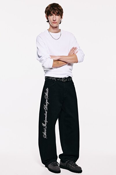 Pull & Bear Grafik baskılı baggy relaxed fit jean