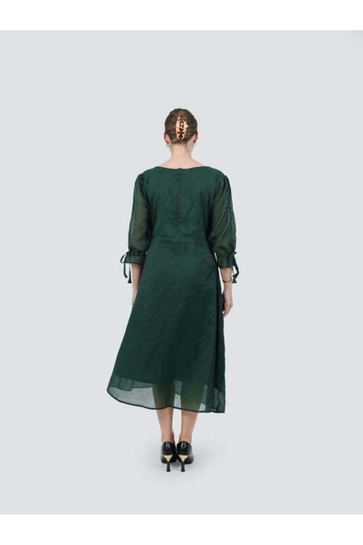 Aniqle Evergreen Charm Front-Open Dress