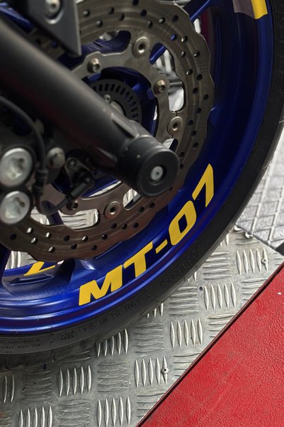 Banxtre Yamaha MT-07 için Jant içi MT-07 Yazı Sticker Etiket ( 4 Adet) (Tüm Y...