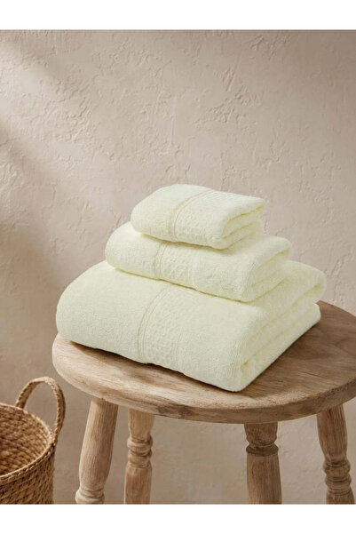 Styli Pack of 3 - Plain Bath Towels, Cream