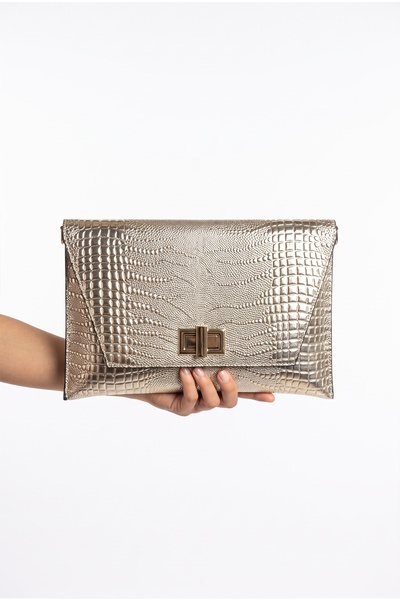 LuviShoes Maori Gold Patterned Women's Clutch Bag