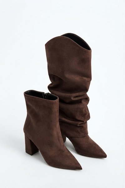 Yula Fashion Shoes حذاء نسائي بتفاصيل غطاء للقدمين، مزود برباط قابل للسحب، بك...