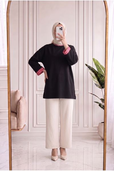 Holehola Fitnat Red Garnished Tunic-Na931 Black