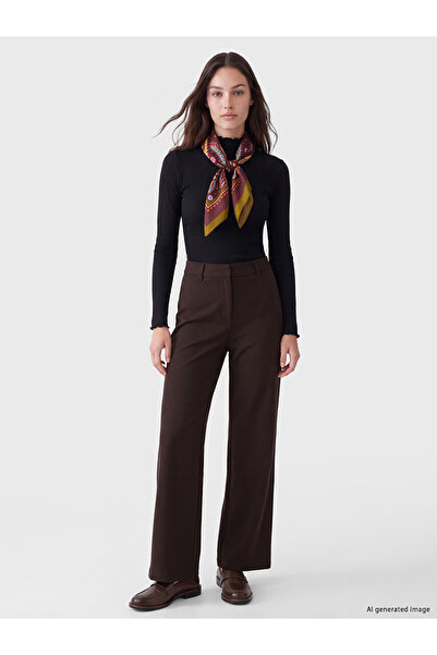 LC Waikiki NEVAVM Farkıyla LCW Modest Brown Interlock بنطلون نسائي مستقيم ضيق...