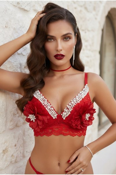 PICO fashion طقم ملابس داخلية مصنوع يدويًا بتفاصيل من الدانتيل والزهور واللؤلؤ