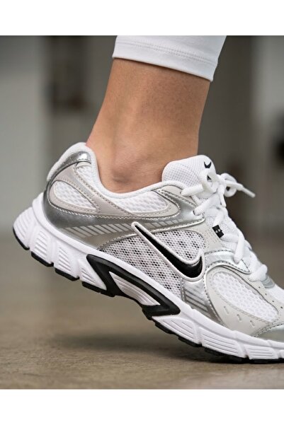Nike Spor Ayakkabı Sneaker Günlük Kullanım Rahat Taban ve Şık Tasarım V5 RNR