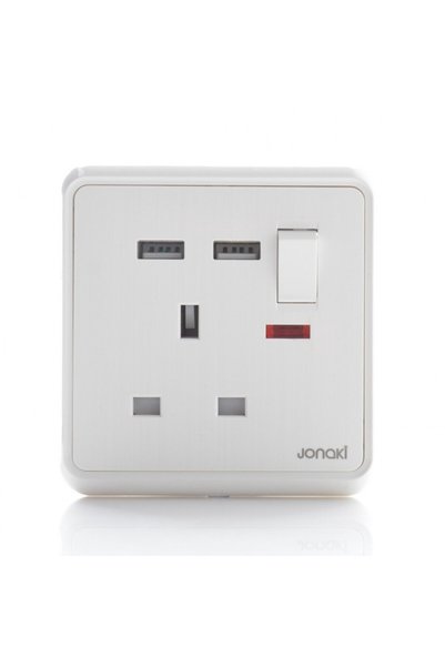 Generic Brand فيش 13 امبير مع USB أبيض - 7837