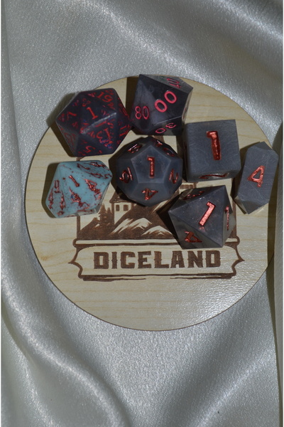 DiceLand Karışık Renkli DND Zar Seti 17 – DiceLand, 8’li RPG Zarı + Ahşap Kut...
