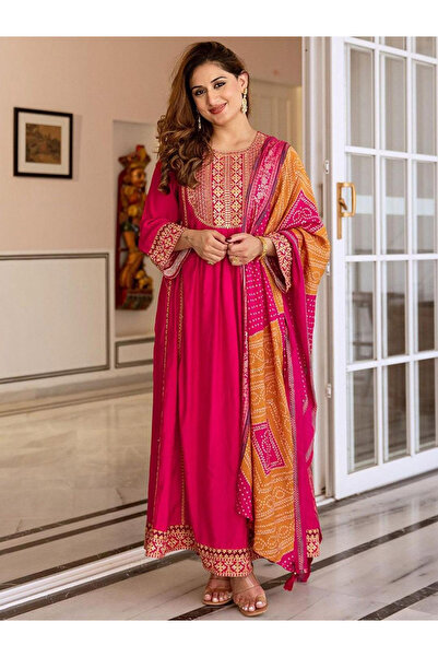 Ishin By Styli 3-Piece Muslin Embroidered Yoke Kurta, Trousers and Dupatta Set