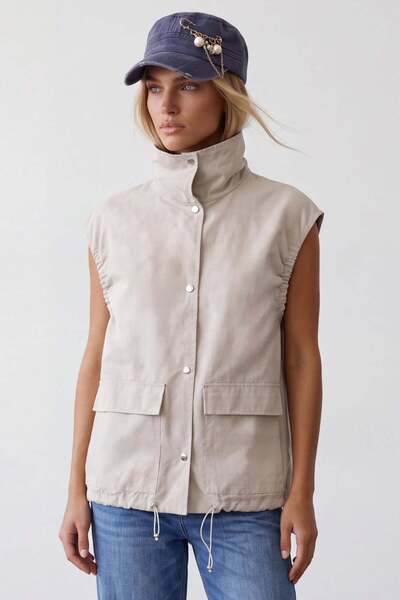 Trend Alaçatı Stili Kadın Bej Oversize Trençkot Yelek Alc-X15621