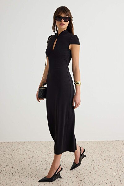 Trendyol Collection Black Bodycon/Fitted Keyhole Neckline Moon Sleeve Midi Kn...