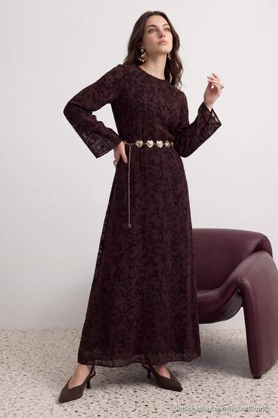 Trendyol Modest Καφέ χρυσή ζώνη με λεπτομέρεια από υφή φλοκ, τούλι σε γραμμή ...