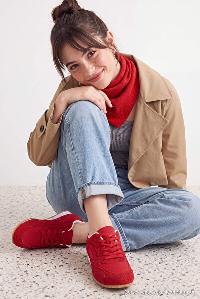 TRENDYOL SHOES Red Women's Retro Sneaker Takaw27Sn00004