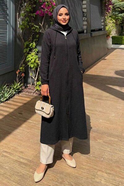 Neva Style Kapüşonlu Fermuarlı Siyah Çilek Kumaş Tesettür Kap 15493S