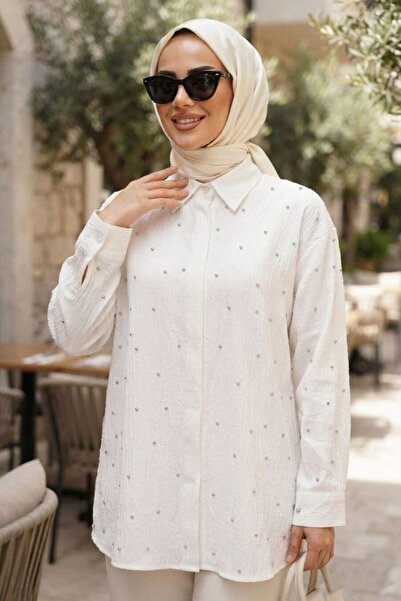 Neva Style Stone Detailed White Strawberry Fabric Hijab Shirt 10861B