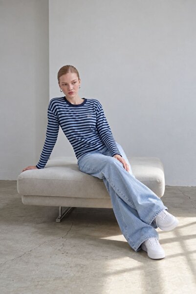Levidor Striped sweatshirt light blue