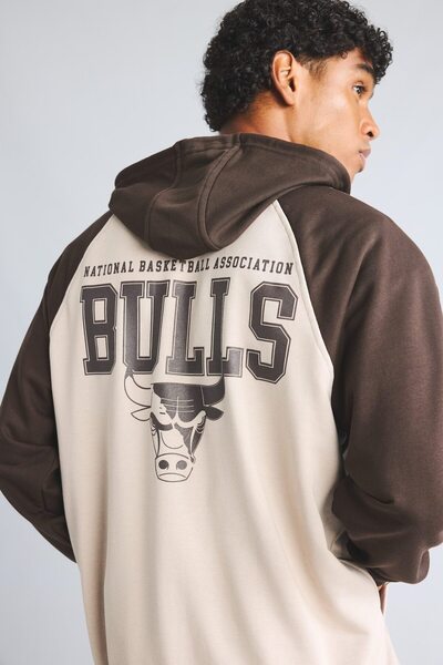 DeFacto NBA Chicago Bulls Baskılı Reglan Kollu Oversize Kapüşonlu Fermuarlı S...