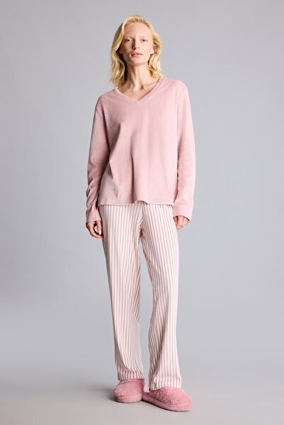 DeFacto Regular Fit Long Sleeve Velour Top Striped Long Bottom Pajama Set A62...